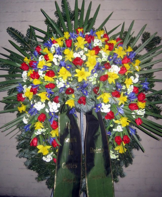 Kranz | Frühlingskranz bunt — Blumen Kleissner Graz