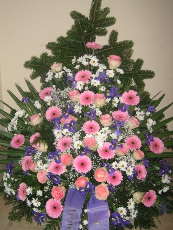 Gesteck rosa-weiss — Blumen Kleissner Graz