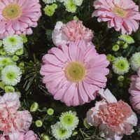 Kranz | rosa – weiß, Ansicht 2 — Blumen Kleissner Graz