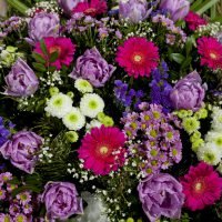 Kranz | in kräftigen Beerentönen, Ansicht 2 — Blumen Kleissner Graz