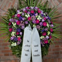 Kranz | in kräftigen Beerentönen — Blumen Kleissner Graz