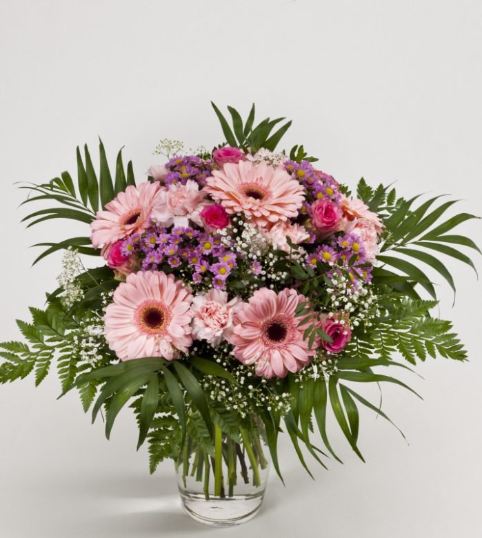 Rundgebundener Strauß in Rosa — Blumen Kleissner Graz