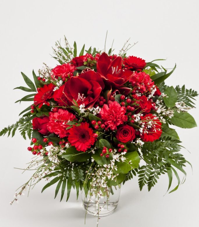 Rundgebundener Strauß in Rot — Blumen Kleissner Graz