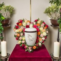 Urnen Rosenherz — Blumen Kleissner Graz