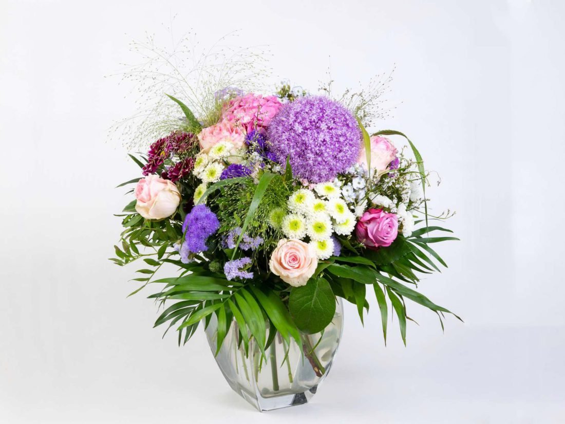Sommerstrauß mit traumhaftem Alium — Blumen Kleissner Graz